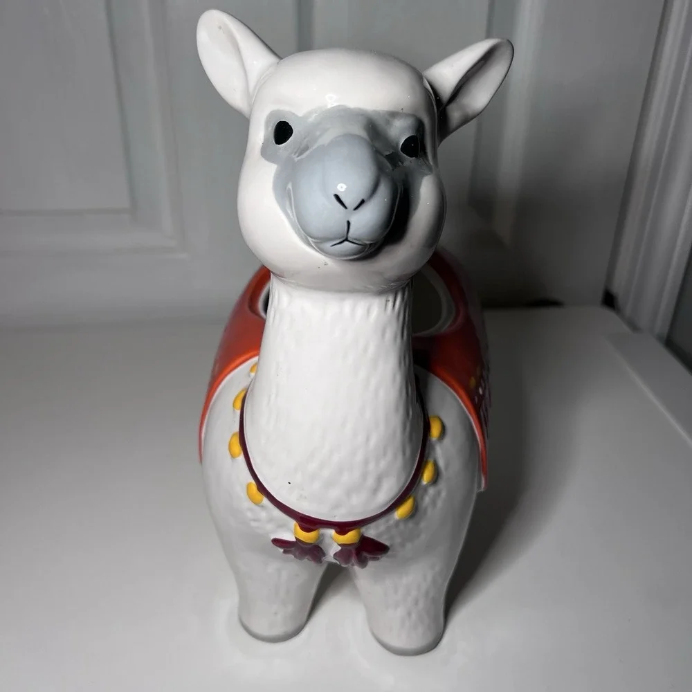 Ceramic Llama Planter Orange Blanket‎ 11